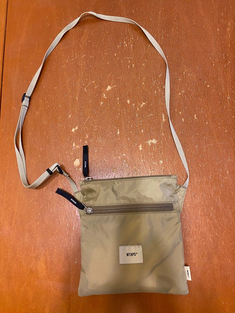 wtaps SLING / POUCH / NYLON BEIGE / FITS ALL, 男裝, 袋, 小袋