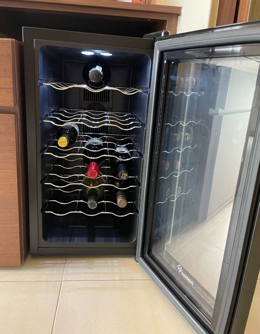 18 Bottle Wine Fridge, TV & Home Appliances, Kitchen Appliances, Wine