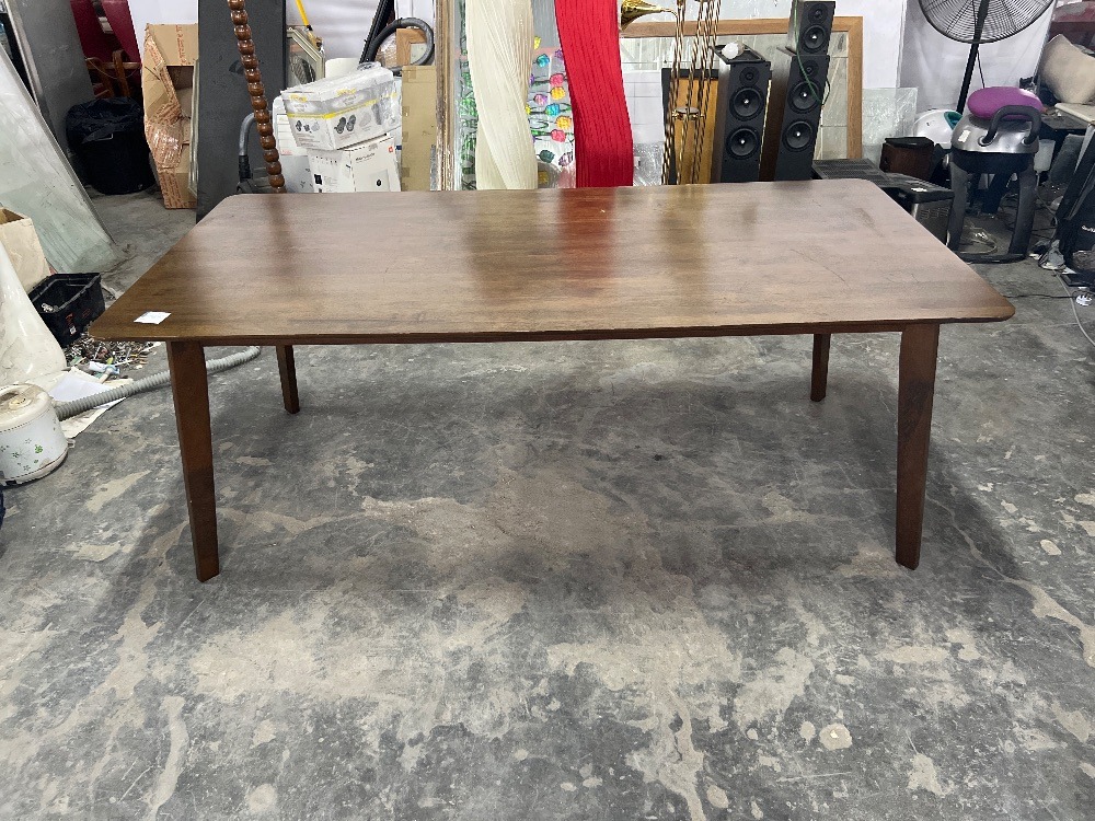8 Seater Dining Table Dark Brown Colour / Meja Makan 8 Tempat Duduk ...