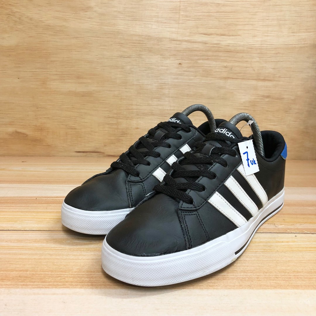 Adidas neo outlet daily black