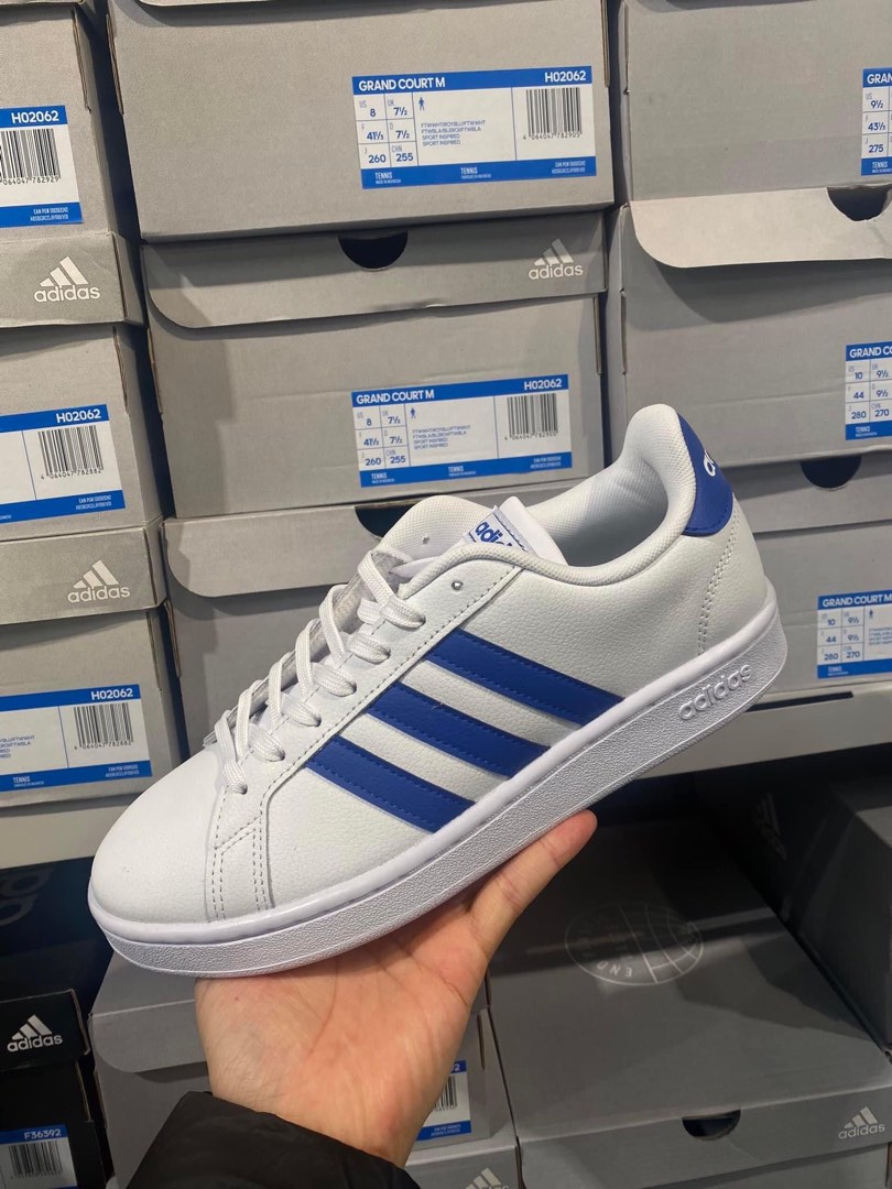 Adidas TENNIS court shoes Men s Fashion Footwear Sneakers on Carousell