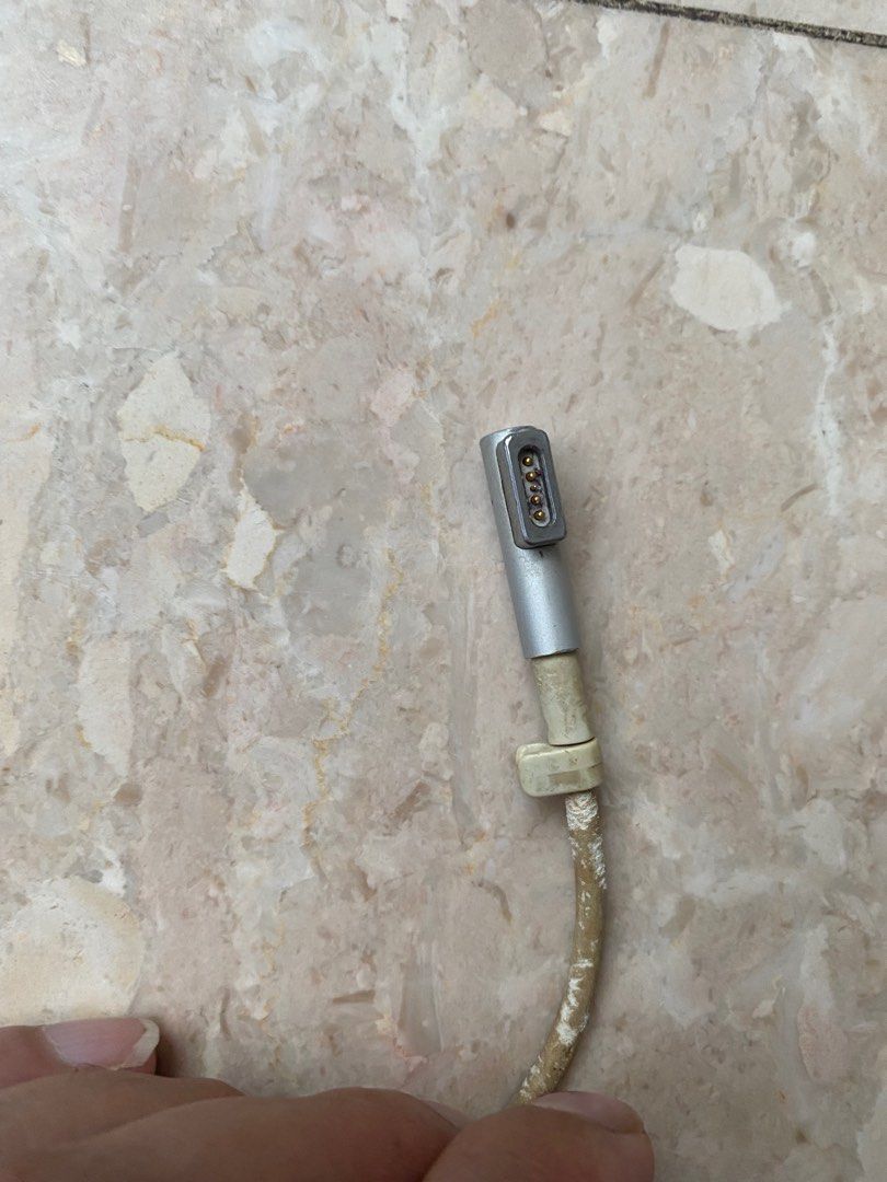 Cable Broken Macbook Charger Macbook Pro Charger Broken Apple - Main Image