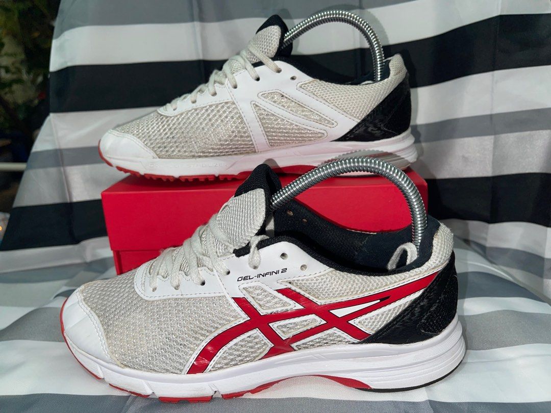 Asics gel infini 2 2025