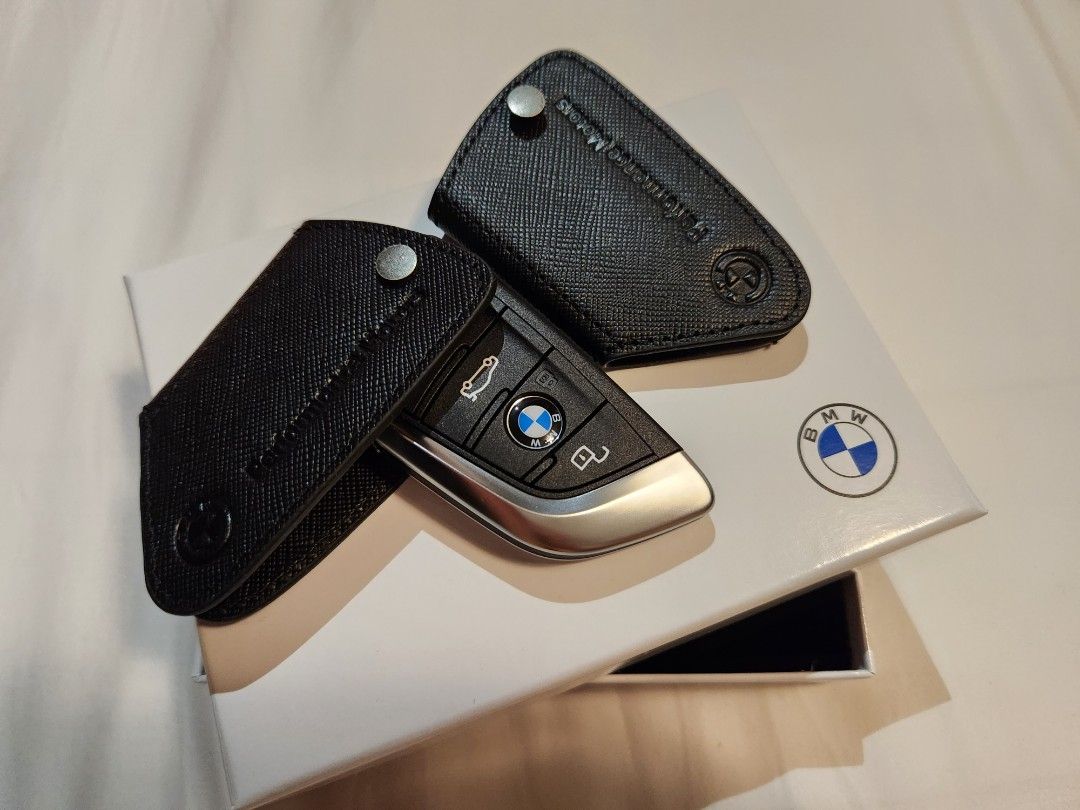 BMW original key holder BNIB, Car Accessories, Accessories on Carousell