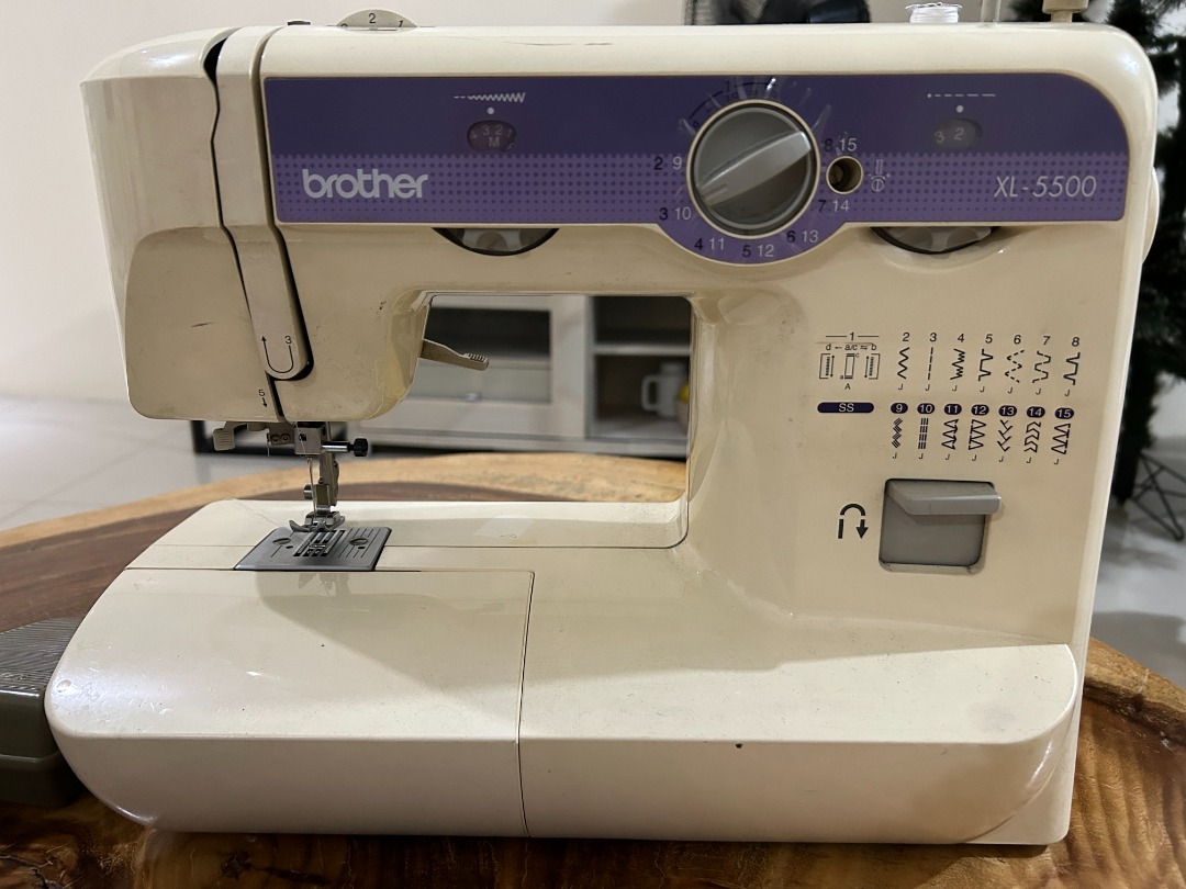 Brother XL5500 Sewing Machine, Hobbies & Toys, Stationary & Craft