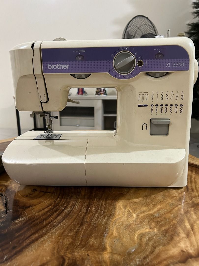 Brother XL5500 Sewing Machine, Hobbies & Toys, Stationary & Craft