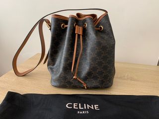 （分類：）位於 。 由 belle_wardrobe 提交（商品編號 1196063995，圖片 1）。簡介： 。