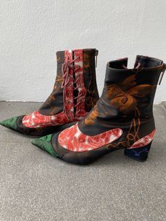 Christian Dior Show boots