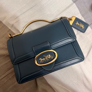由 wang_t (刊登 ID 1196170701，圖片 1) 提交，位於 的 (類別：)，說明：。
