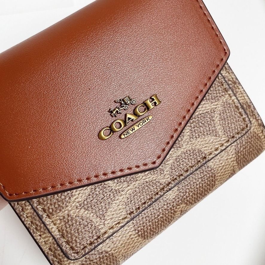 dompet coach small wallet in colorblock signature