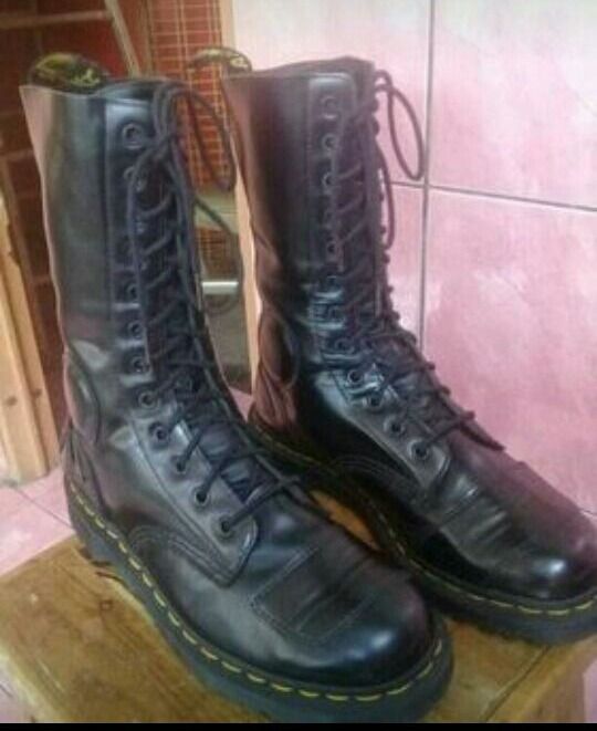 Neilson doc martens outlet