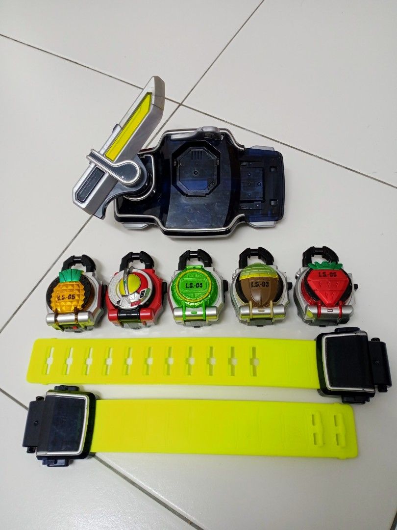 DX Belt Kamen Rider Gaim Bandai 2013, Hobbies & Toys, Toys & Games on Carousell