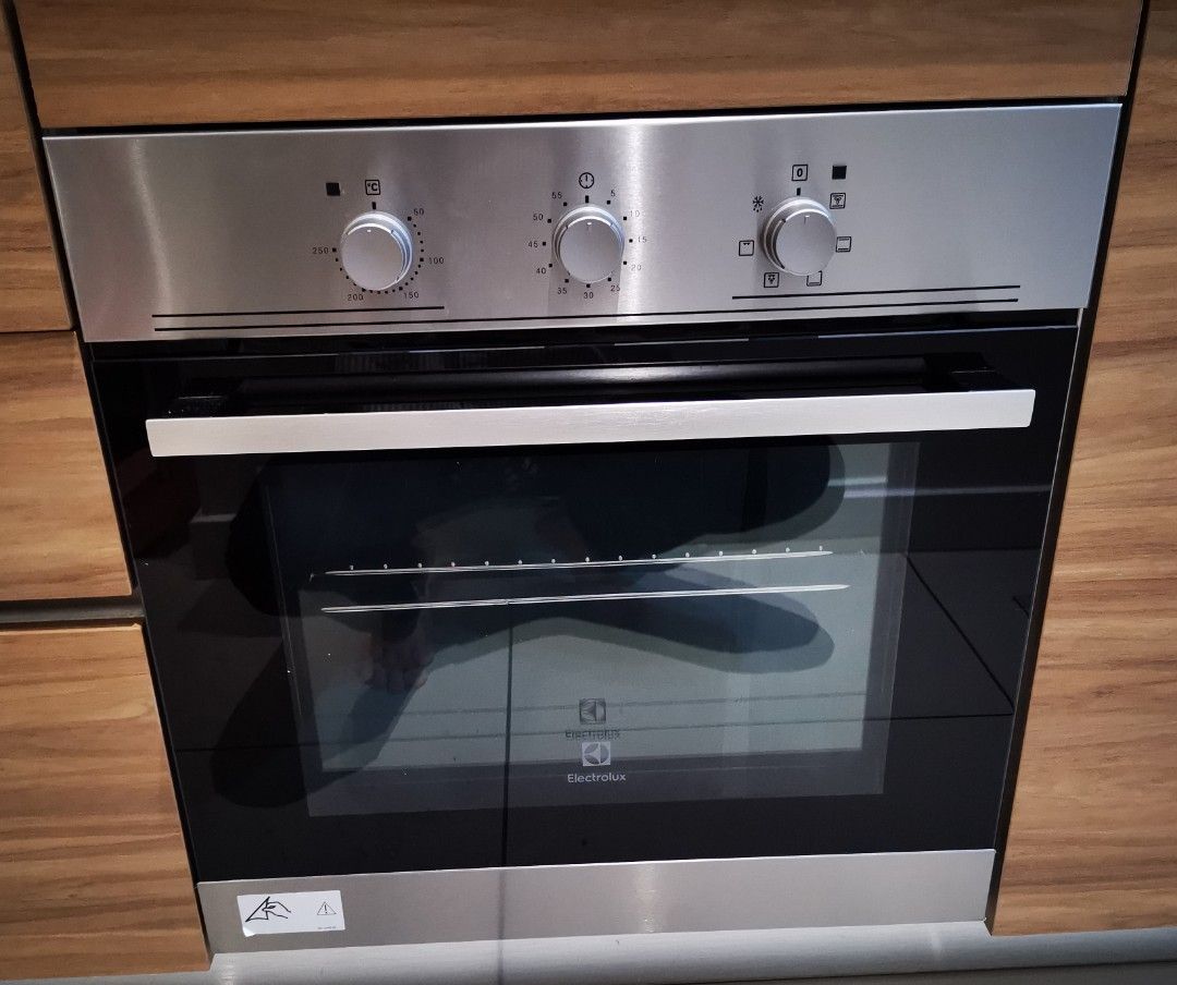 Electrolux builtin oven, TV & Home Appliances, Kitchen Appliances