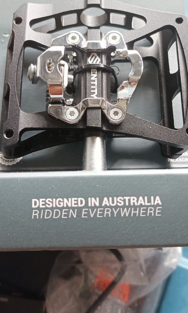 Entity ct30 mtb top pedals