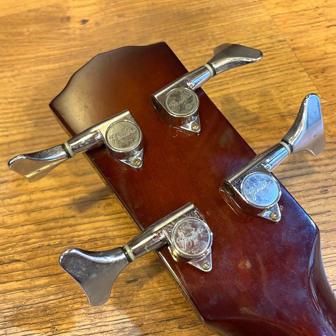 Fender Acoustic Resonator Bass FR51, Hobbies & Toys, Music & Media