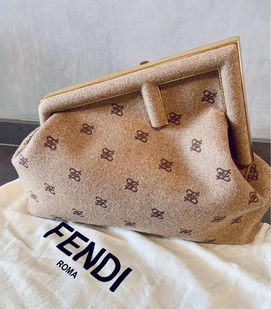 Fendi bag flannels 2025
