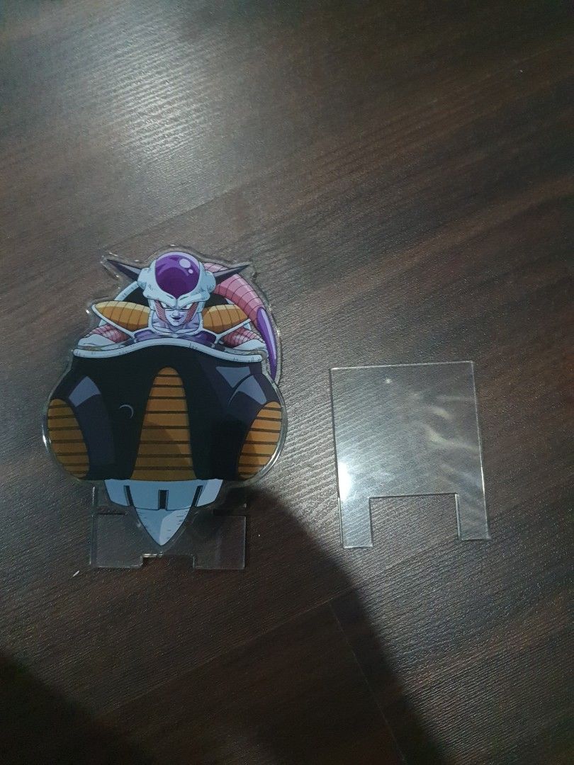 Frieza dragon ball phone stand, Hobbies & Toys, Memorabilia ...