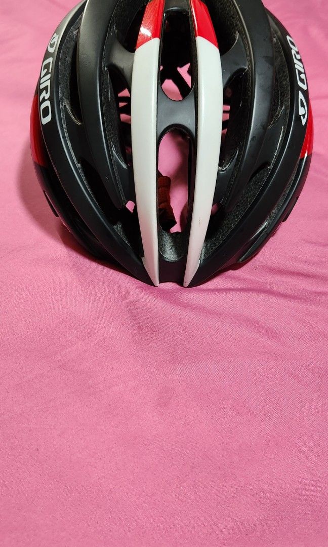 Giro Bicycle Helmet, Sports Equipment, Bicycles & Parts, Parts