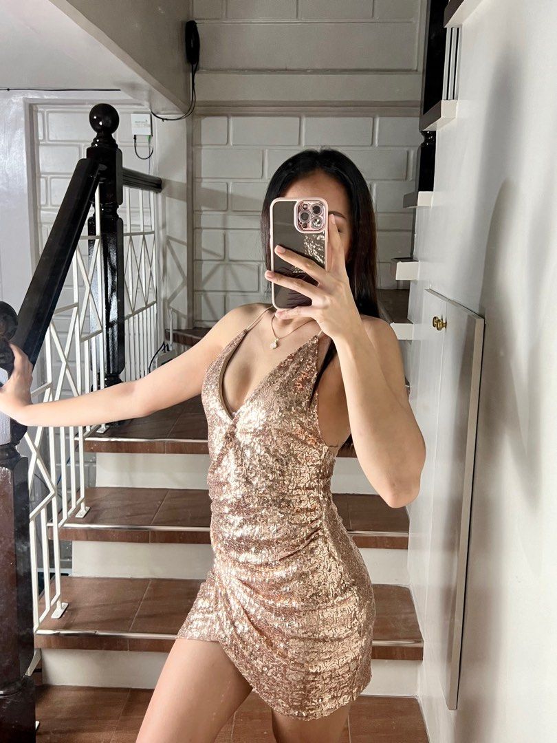 Gold sequin sexy backless dress Women s Fashion Dresses Sets