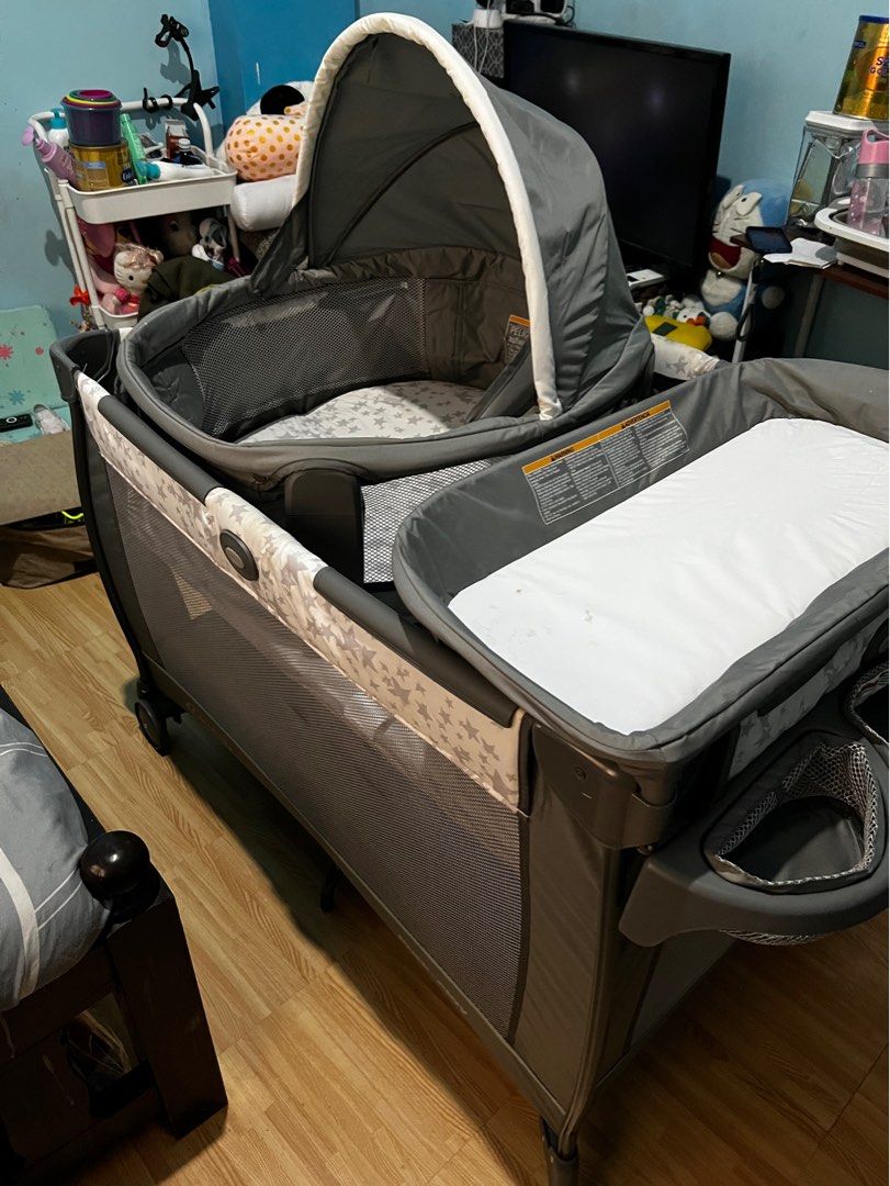 Graco pack cheap n play travel