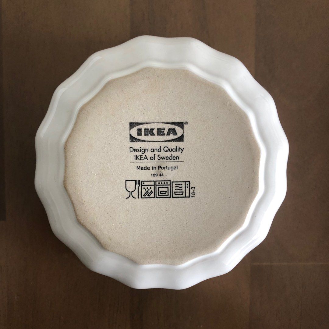 IKEA Vardagen Pie Dish, Furniture & Home Living, Kitchenware