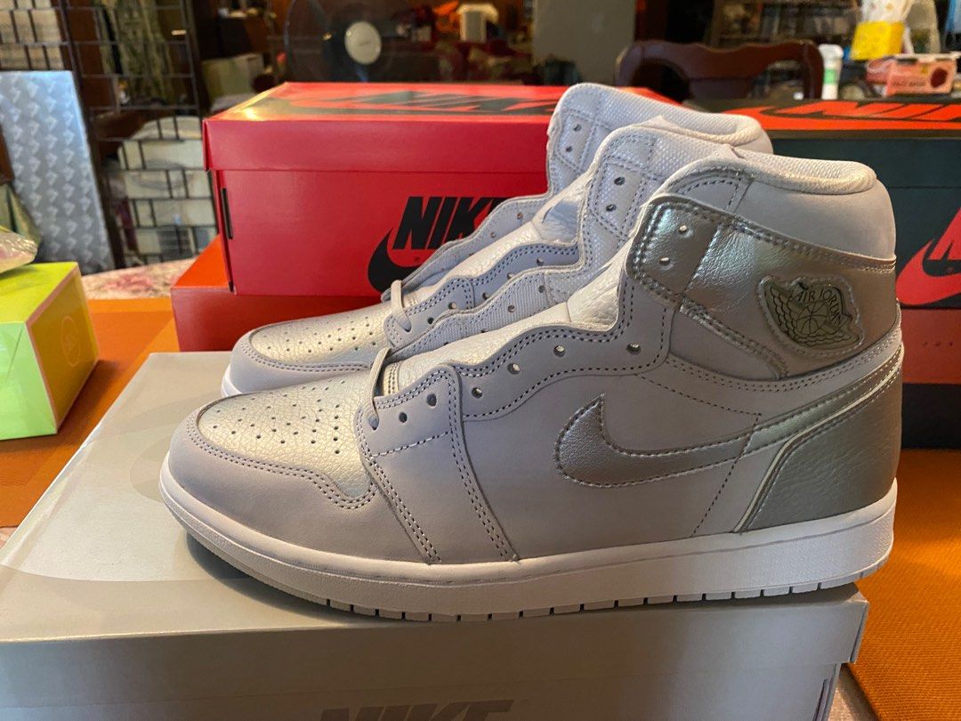 Aj1 retro high og neutral grey top