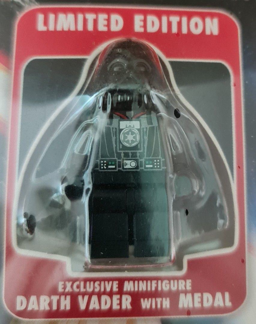 Lego star wars darth vader with medal clearance