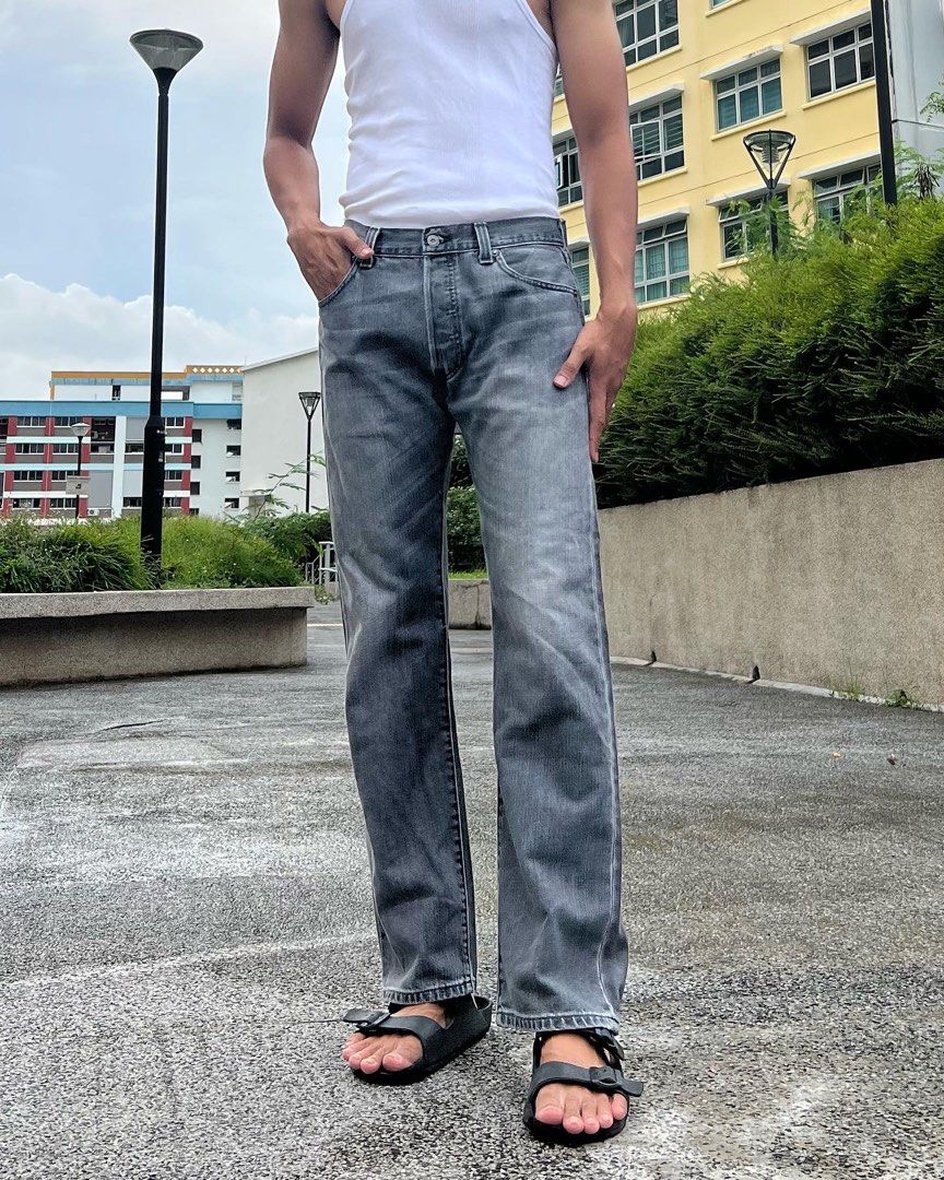 Levis 501 Grey Jeans, Men's Fashion, Bottoms, Jeans on Carousell