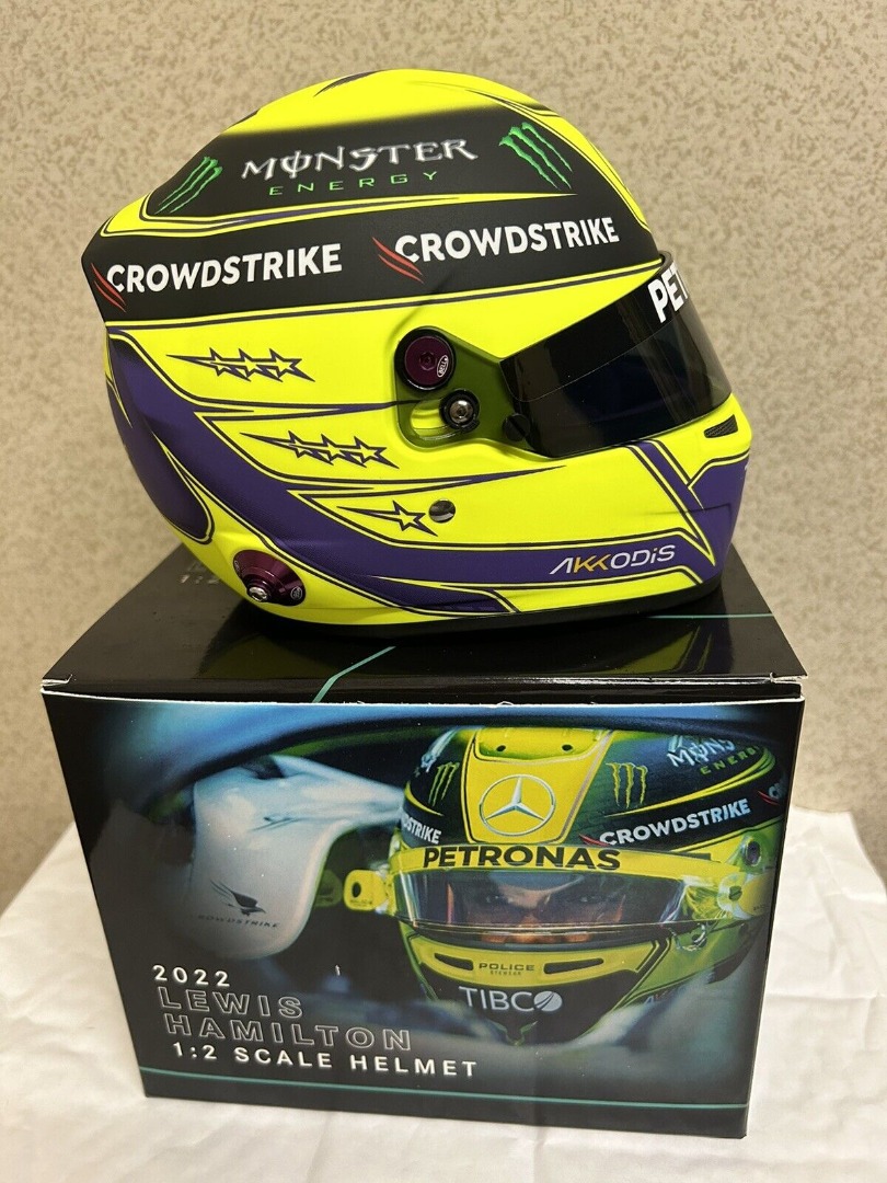 Lewis Hamilton helmets F1 Mercedes GP 1/2 scale 2020 / 2021 / 2022