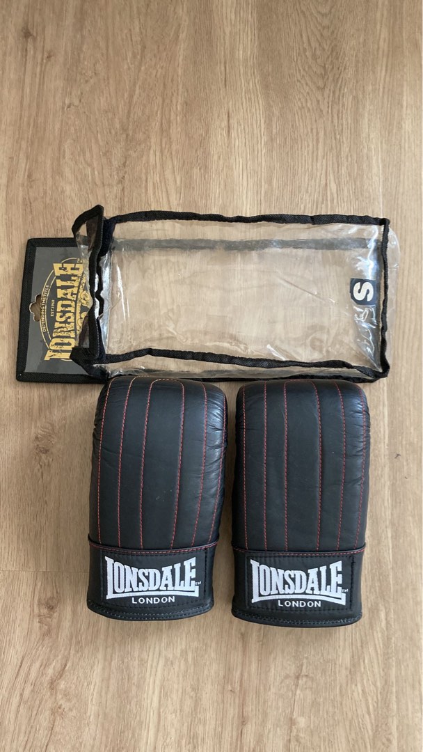 Lonsdale glove, Sports Equipment, Other Sports Equipment and Supplies