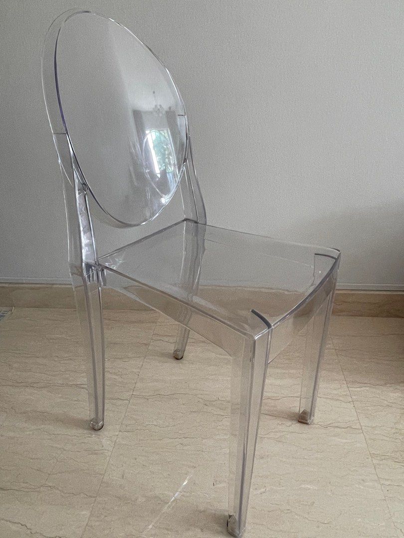 Louis Victoria Ghost Chair Replica (Clear) on Carousell
