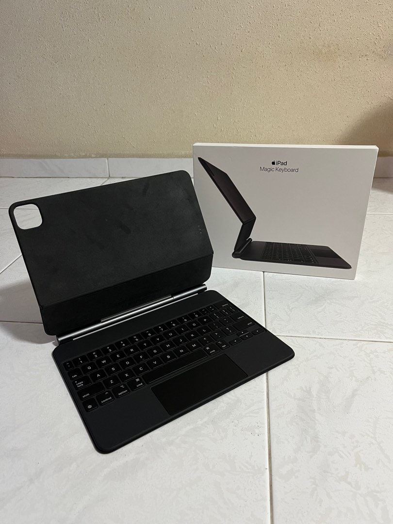 Magic Keyboard for iPad Air 4 / iPad Pro 11inch (13 Gen), Mobile