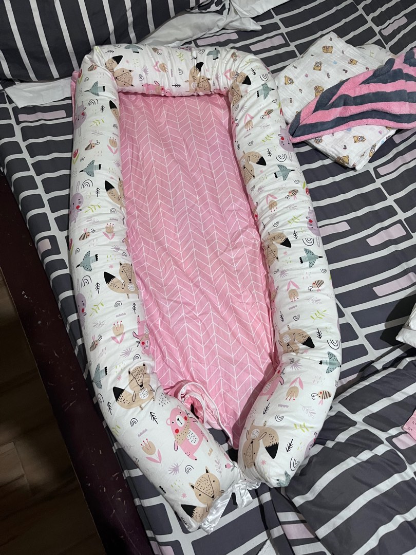 Mambobaby Cribset and snuggle nest!, Babies & Kids, Baby Nursery & Kids Furniture, Cots & Cribs