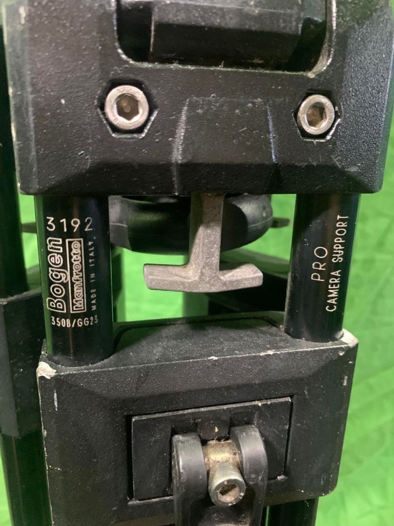 Manfrotto Bogen 3066 Fluid Head with 3192 Heavy Duty Tripod, Photography, Photography