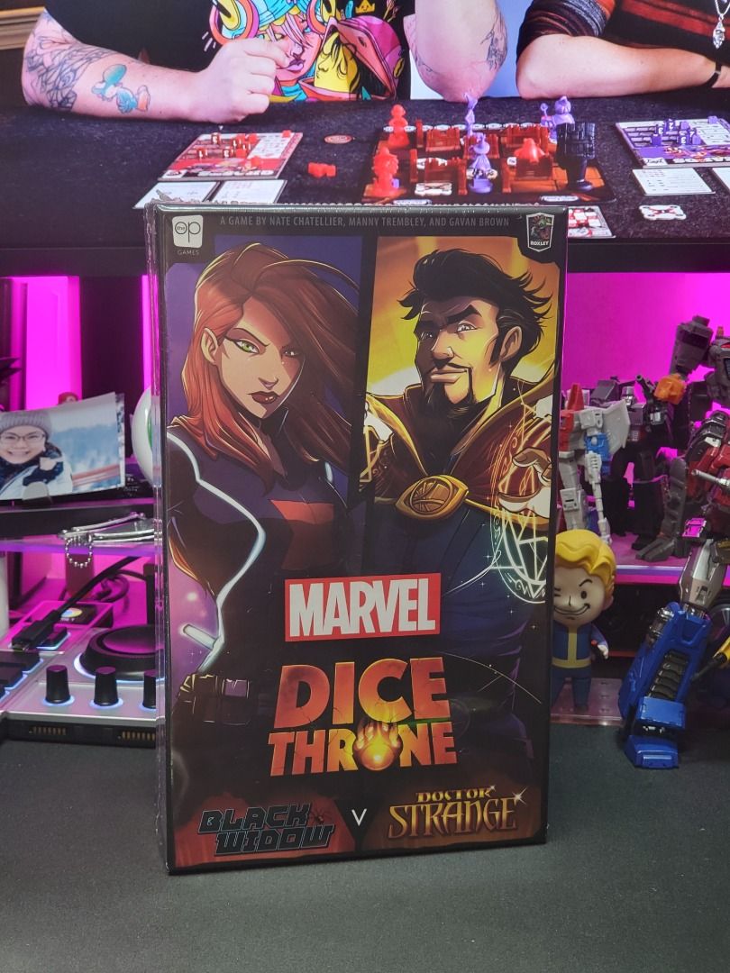Marvel Dice Throne Black Widow v. Doctor Strange (2022), 興趣及遊戲, 玩具