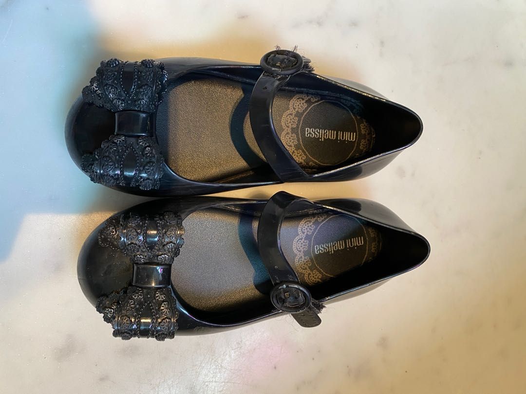 Girls black discount mini melissa