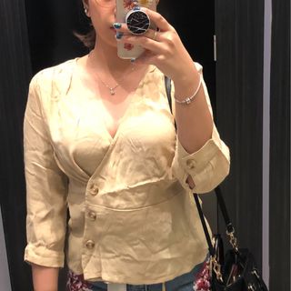 (Category: ) located in . Submitted by ains.preloved (Listing ID 1196049888, Image 1). Description: .