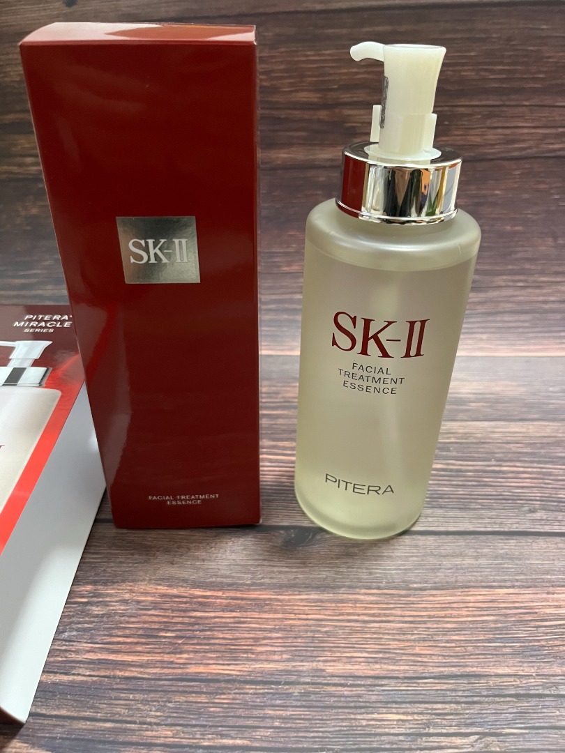 New SK-II facial treatment essence 330ml, Beauty & Personal Care, Face ...