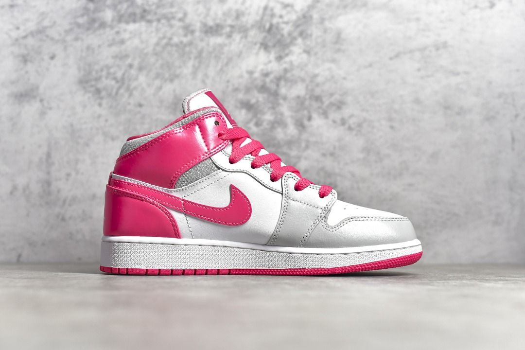 Nike air discount jordan mid pink