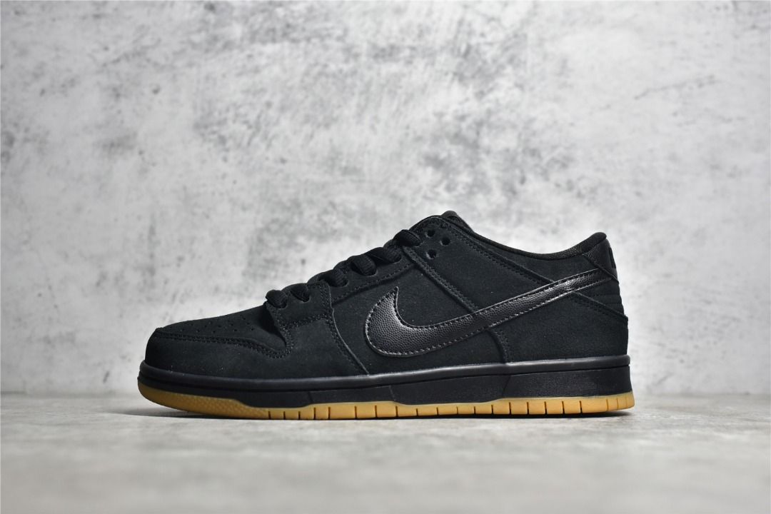 Nike Sb Dunk Low Iw Black Gum - 819674-002 Shoes, Men'S Fashion, Footwear,  Sneakers On Carousell