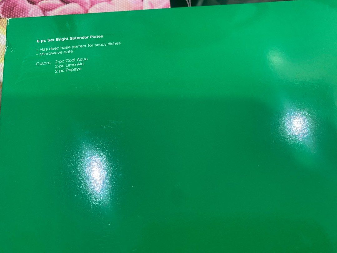 Original Tupperware Splendor plates (Category: Dinnerware & Cutlery) located in Caloocan City. Submitted by araezekiel (Listing ID 1196040061, Image 3). Description: .