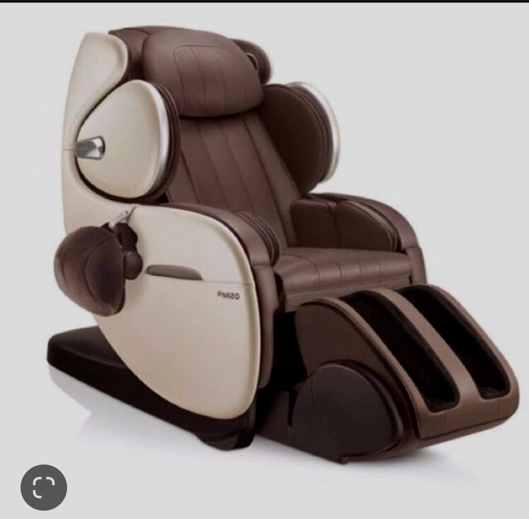 Osim Uinfinity luxe massage chair Health Nutrition Massage