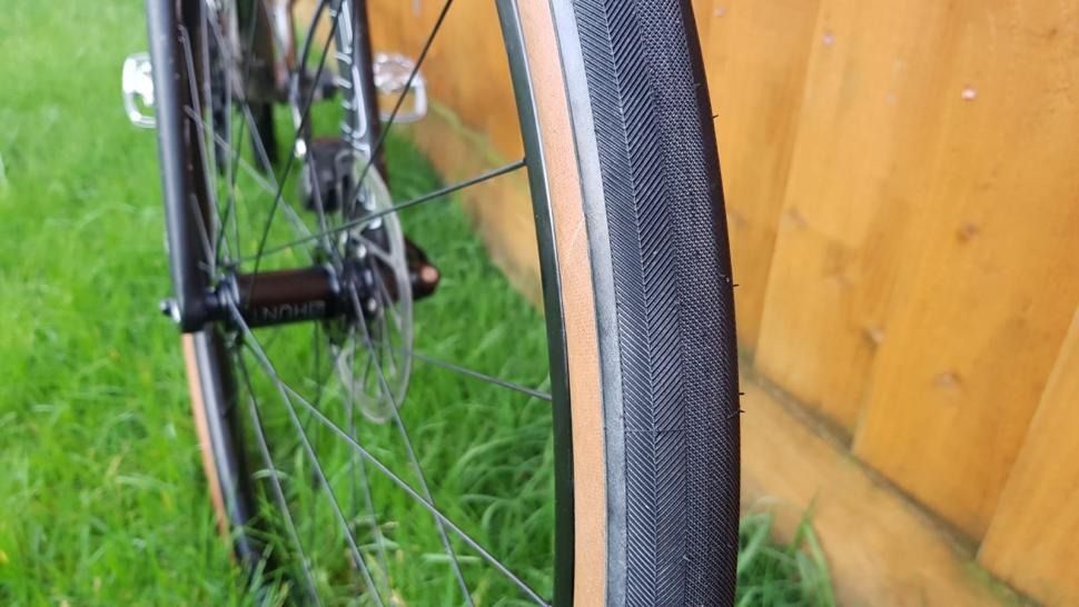 Panaracer Gravelking Slick TLC 700x35C Folding Tire (35-622