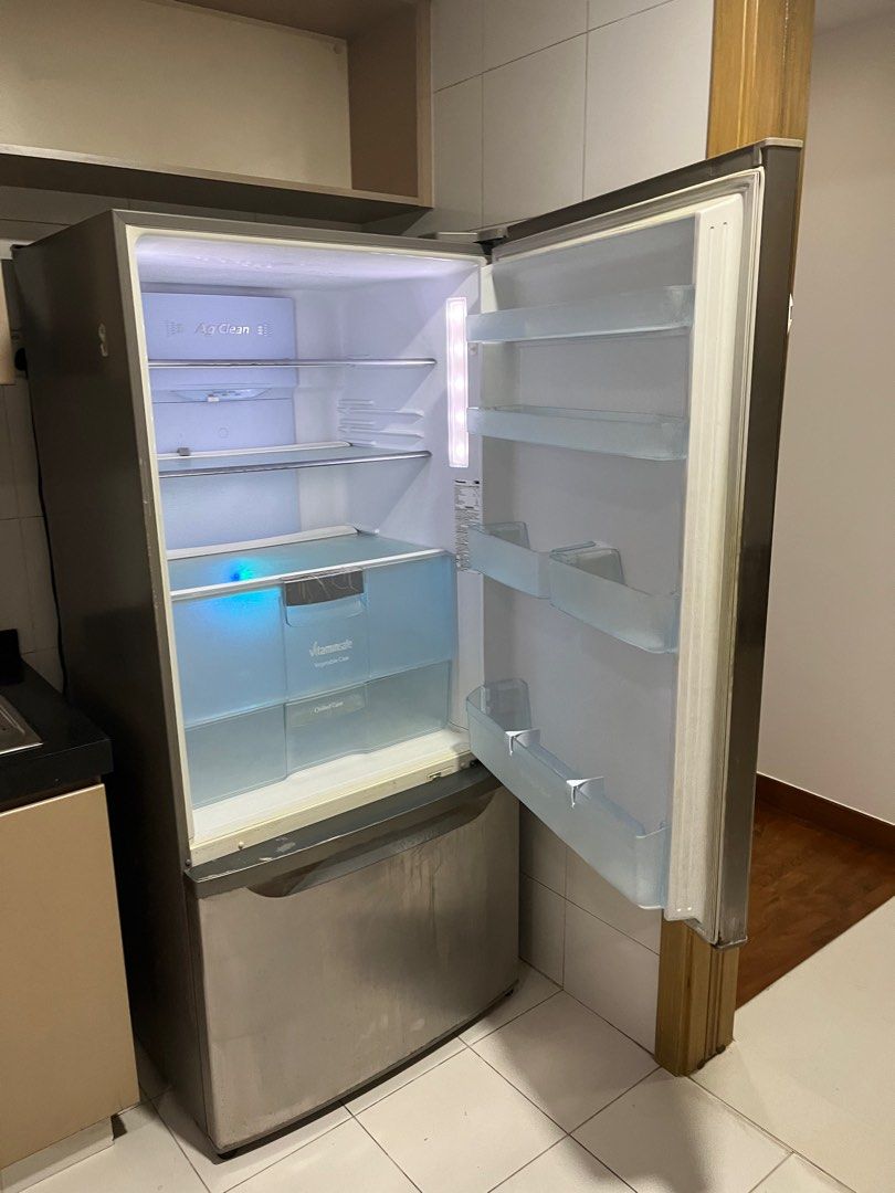 Panasonic Refrigerator NR BY 551 (551 l), TV & Home Appliances, Kitchen