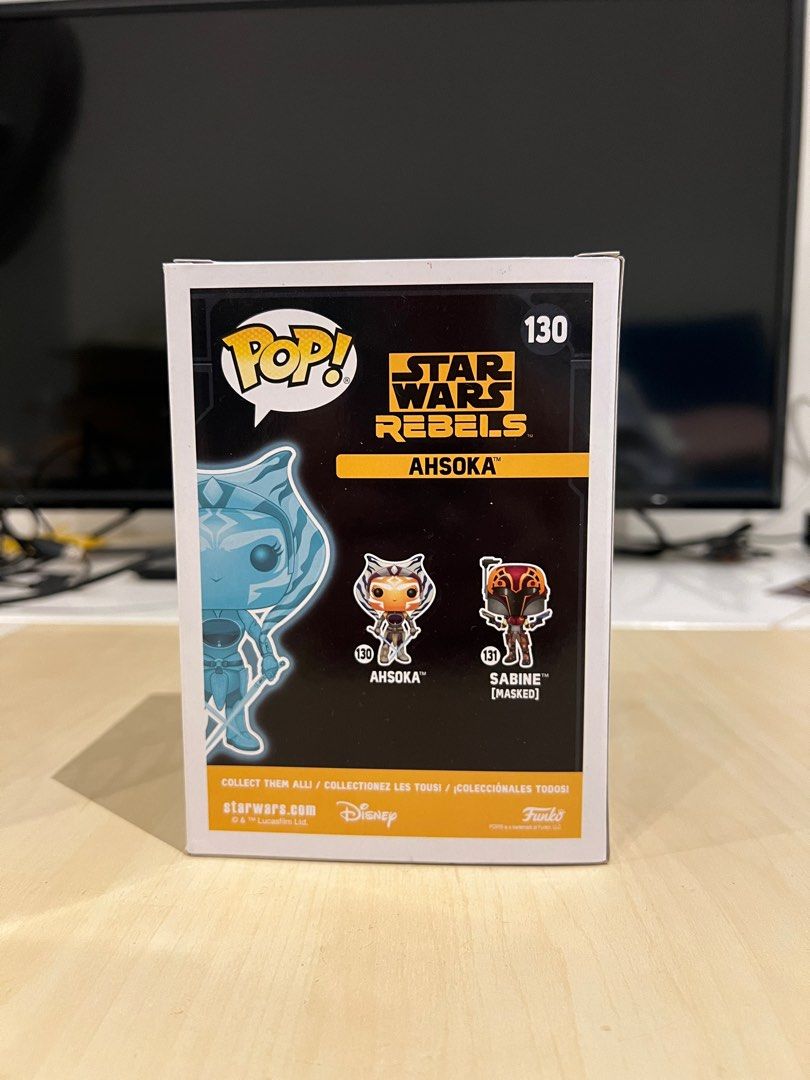 Funko Pop Ahsoka LA Comic Con exclusive (Glow in the dark), Hobbies