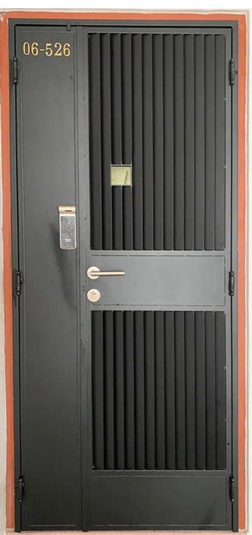 Privacy gate, door and digital locks bundle, Furniture & Home Living