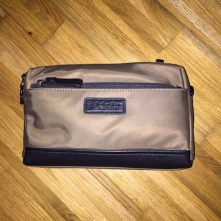 (Category: ) located in . Submitted by vanputih_ts (Listing ID 1196163421, Image 1). Description: .