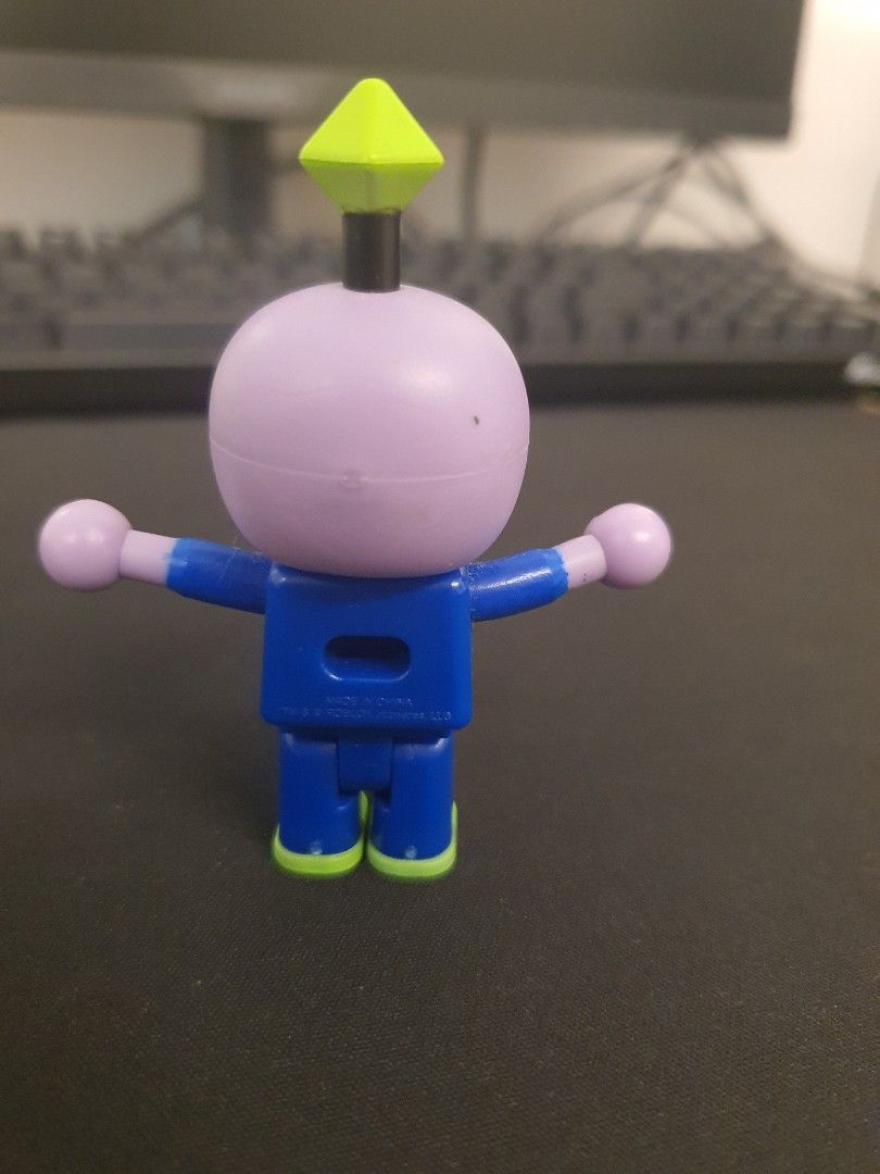 Beebo roblox toy top