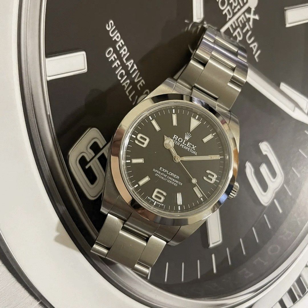 Rolex 2017 Explorer 1 39mm (Category: Luxury Watches) located in Pasig City. Submitted by Watchaholics (Listing ID 1196156436, Image 2). Description: Rolex Explorer 1 ⚫️ Year: 2017 ⚫️ Model: Ref. No. 214270 ⚫️ Dial: Black ⚫️ Material: Stainless Steel ⚫️ Size: 39mm ⚫️ Inclusions: Complete set (box and papers) ⚫️ Condition: 9/10 or better ⚫️ Price: Php 545,000.