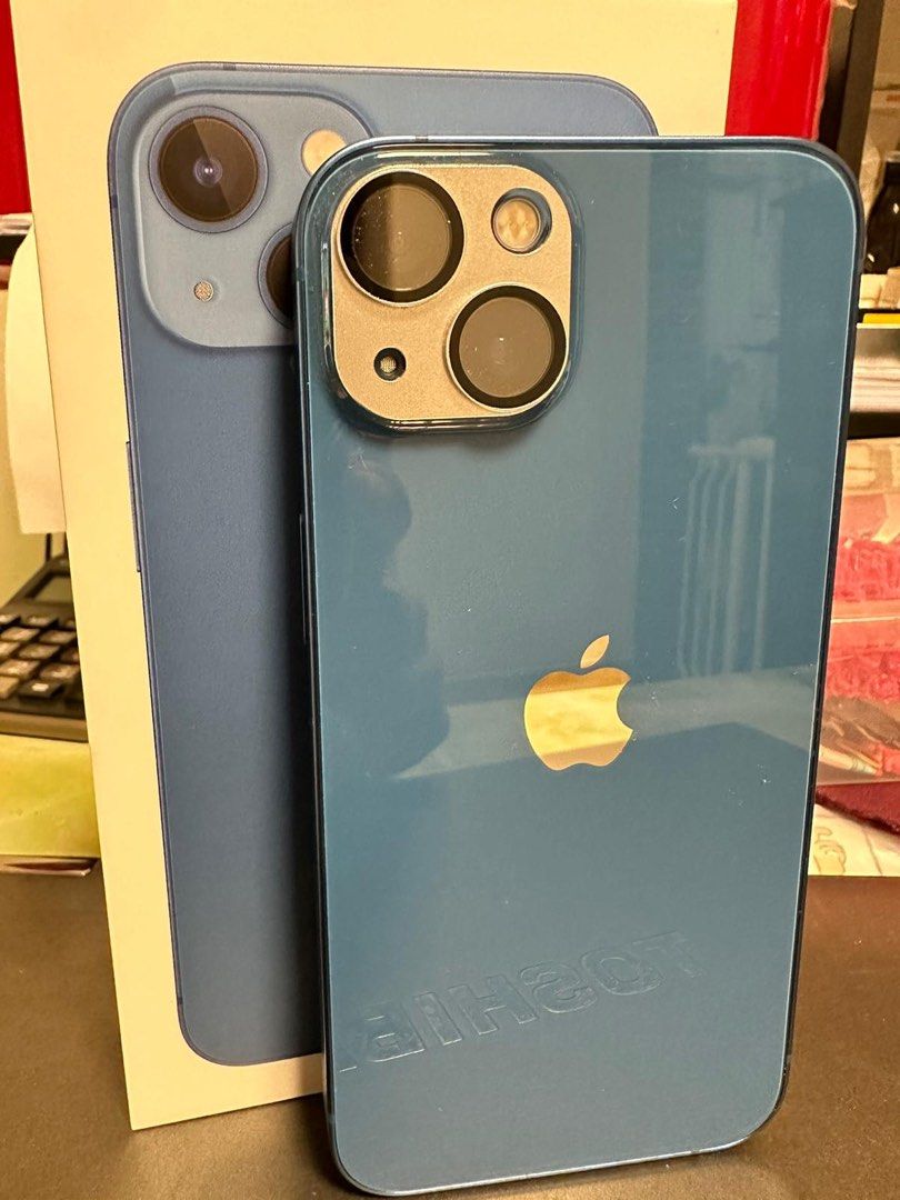 Selling IPhone 13, Mobile Phones & Gadgets, Mobile Phones, iPhone